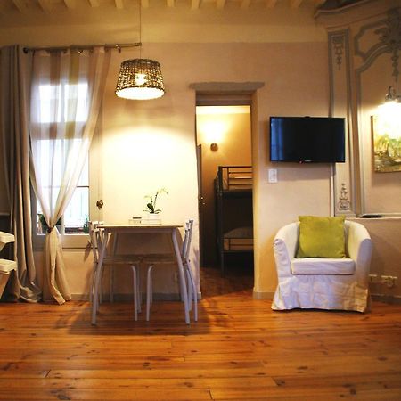 Lou Magnan Apartamento LʼIsle-sur-la-Sorgue Habitación foto